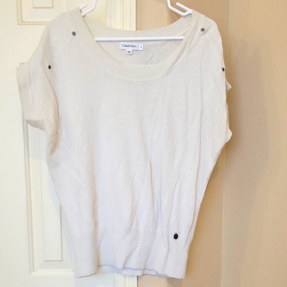Calvin Klein Women's Cream Sweater Top